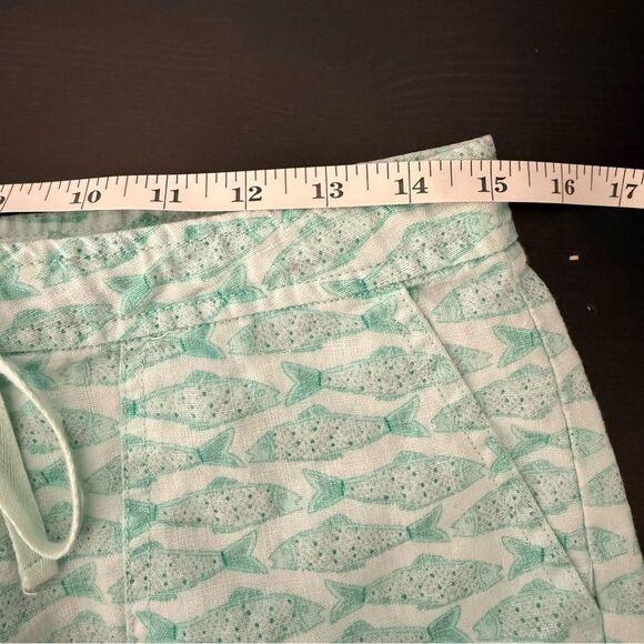 Vineyard Vines Linen Shorts 3'' Womens Sz 2 Green Fish Print Summer Beach - Picture 11 of 13